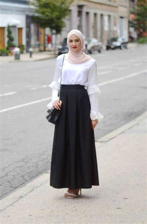 Koleksi 10 Ootd Hijab Rok Span Hitam Paling Fenomenal Ide Outfit Kece