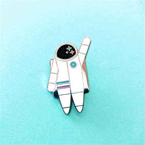 Astronaut Enamel Pin Astronaut Pin Astronaut T Space Etsy Enamel Pins Enamel Pin Etsy