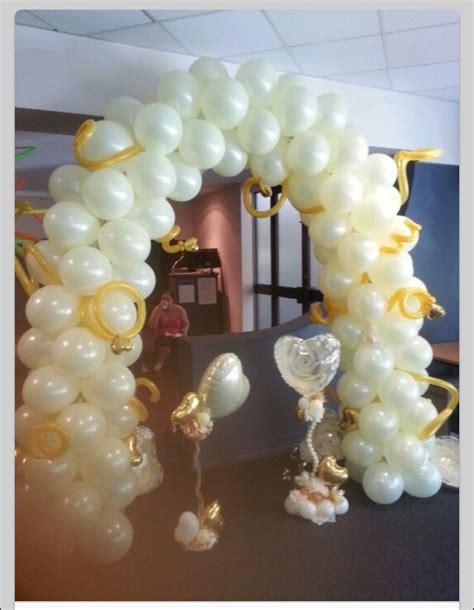 balloon arch for wedding