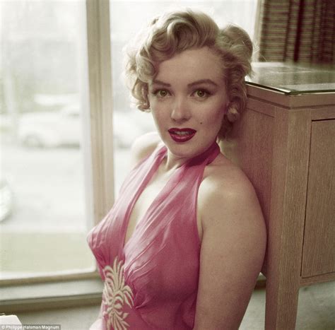 Pretty Marilyn Monroe In Pink Suit 1952 Vintage Everyday
