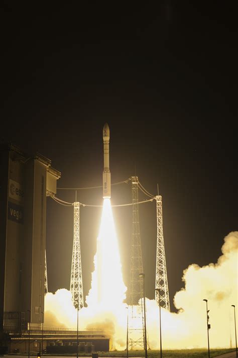 Esa Science And Technology Liftoff Of Vega Vv06 Carrying Lisa Pathfinder