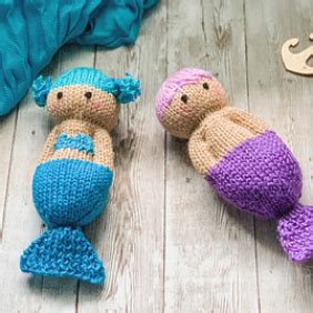 See more ideas about knit baby booties, baby knitting patterns, crochet baby booties. Ravelry Mermaid Friends pattern by Esther Braithwaite # ...