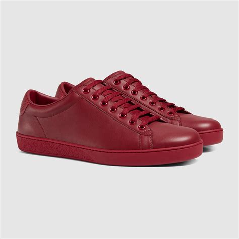 Gucci Leather Low Top Sneaker With Ayers Detail In Red For Men Red