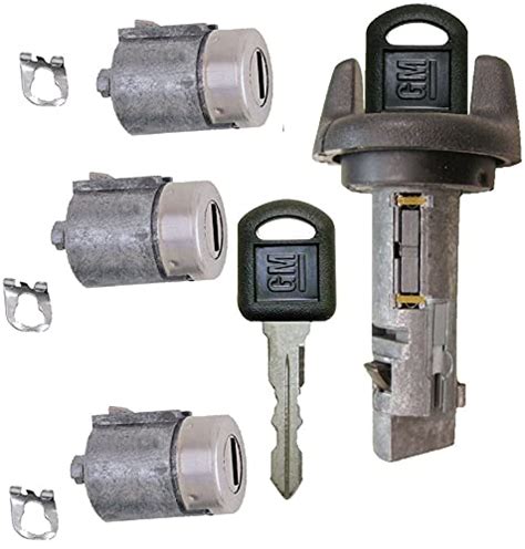 Amazon Com CHEVY GMC OEM 95 97 Ignition Key Switch Cylinder Door