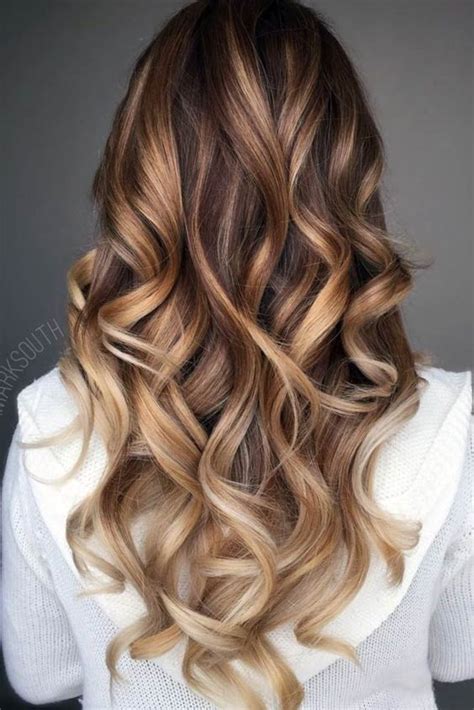 Try this long brown and soft blonde balayage hair color to play up your feminine side. Balayage Haarfarbe Ideen in Braun zu Karamell Tönen ★ Mehr ...