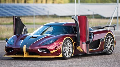 Its Official The Koenigsegg Agera Rs Is The Worlds Fastest