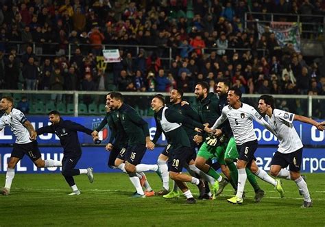 Skor piala italia 2019/2020 di flashscore.co.id menawarkan livescore, hasil pertandingan dan juga statistik lainnya dari piala italia 2019/2020, antara lain kedudukan dalam turnamen dan juga detail. Pesta 9 Gol Tutup Kiprah Italia di Kualifikasi Piala Eropa ...