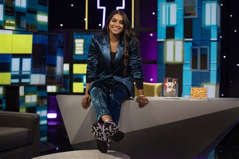 Youtubes Lilly Singh Is Ready To Shake Up Late Night Los Angeles Times