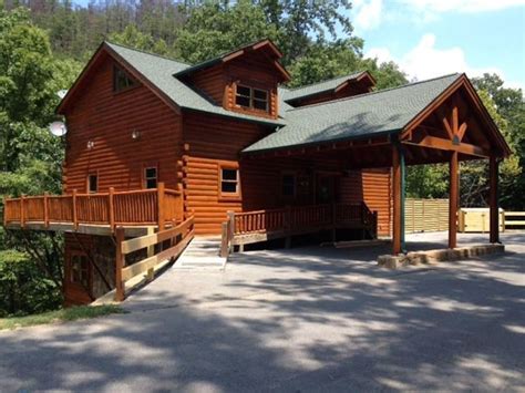 Top family friendly cabins in pigeon forge. The Great Escape - Handicap Accessible with elevator ...