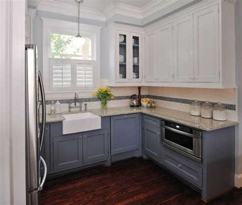 The diy kits include almost everything you need to give your kitchen before you purchase anything, figure out how much product you'll need. rustoleum cabinet transformations winter fog - Google ...