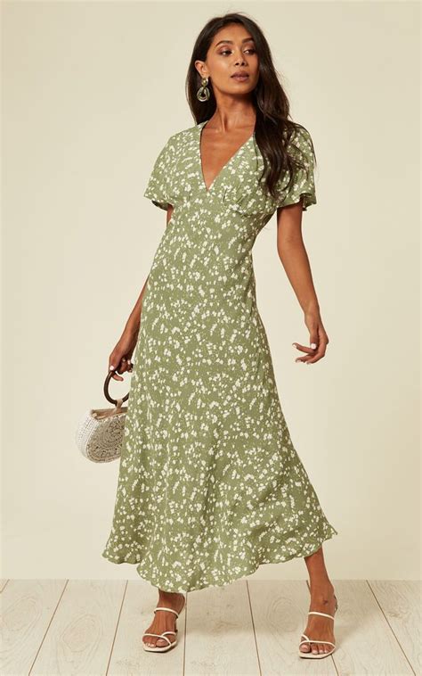Mixed styles mint green bridesmaid dresses,junior bridesmaid dresses,long maid of honor gowns perfect for wedding party silhouette: Short Sleeve Midi Dress In Sage Green Ditsy Floral ...