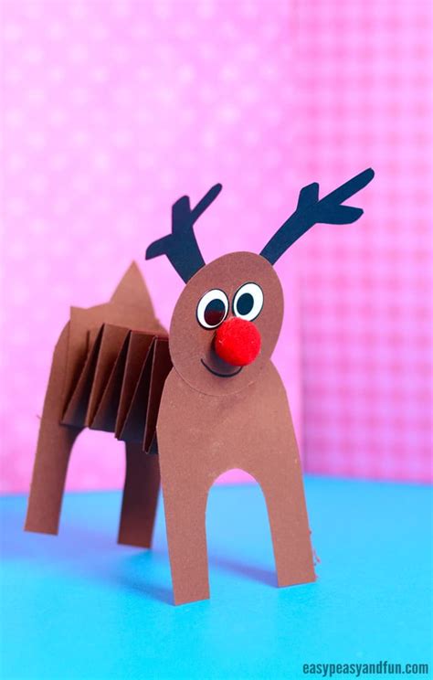 24 Easy Construction Paper Christmas Crafts Twitchetts