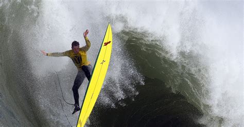 Worlds Best Big Wave Surfers Compete At Mavericks