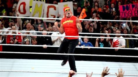 Hulkamania Running Wild Again In WWE Return As Hulk Hogan Opens Monday