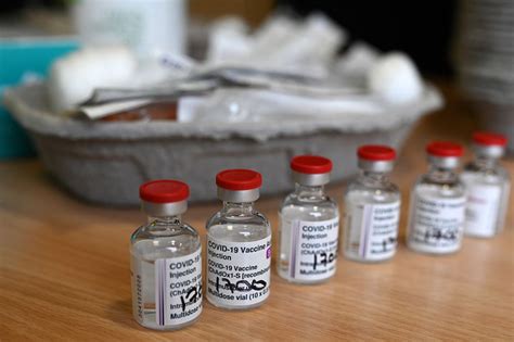 연구팀에 따르면 백신을 맞지 않은 미접종군을 기준으로 이 기간에 104명의 감염자가 나올 것으로 예상됐으나, 실제로 아스트라제네카 백신을 맞은 대상군에서는 1차 접종 2주 이후 15명만 감염됐다. 캐나다 한국일보 : 2월 아스트라제네카 백신 승인 예정