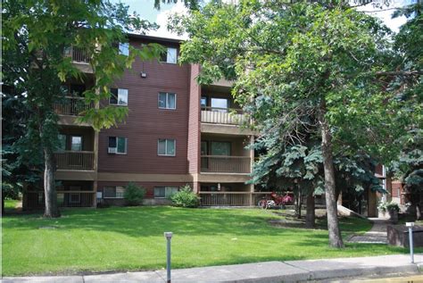 7212 81 Avenue Edmonton Ab T6b 0e2 1 Bedroom Apartment For Rent For