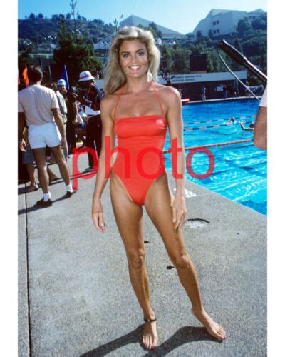 Dynasty 8256tracy Scogginsthe Battle Of The Network Stars8x10 Photo