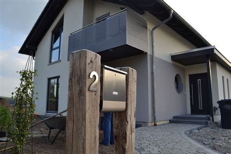 Spektral haus baut mit ihnen gemeinsam ihr fertighaus oder massivhaus im saarland und umgebung. 25 Ideen für Hausnummern an modernen Häusern - Trendomat.com