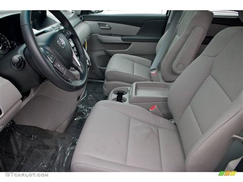 Gray Interior 2013 Honda Odyssey Ex L Photo 71872443