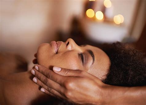 Ayurvedic Massage What Is It And Should You Get One Purewow
