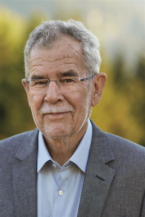 Alexander „sascha van der bellen (* 18 january 1944 in vienna) is an austrian politician for the green party and since june 2016, also the president of austria. Ergebnis der Stichwahl: Alexander Van der Bellen ist neuer ...