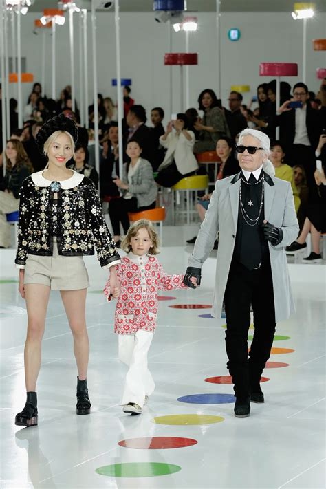 So Much Seoul Chanel Cruise Collection 2016 Karl Lagerfeld Karl