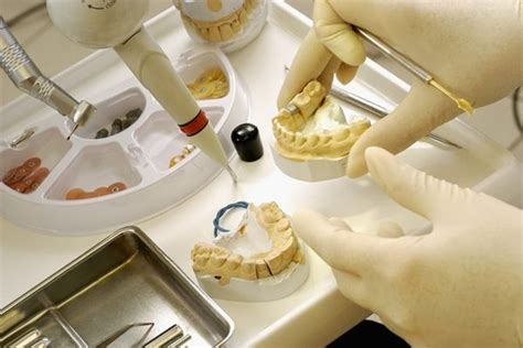 Dental Technology Careers How To Become A Dental Technicians Dental