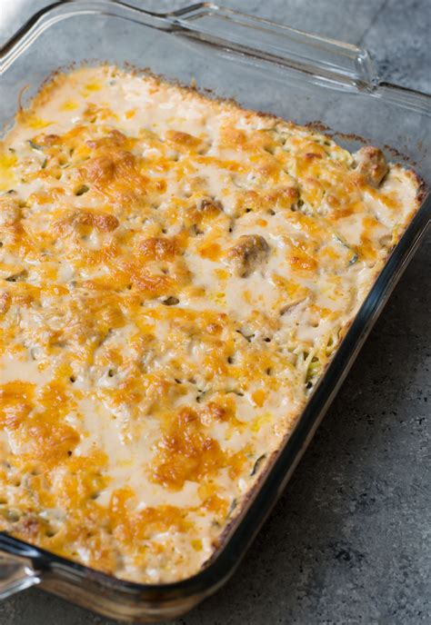 My father and i have been reminiscing lately about my mom's tuna casserole, the one she used to make in the 60s, with. Keto Tuna Casserole Recipe (Cheesy & Low-Carb!) - Maebells