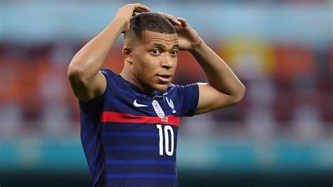 Kylian Mbappe Soccer Player Bio Wiki Age Career Net Worth Porn Sex Picture