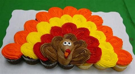 Festive Thanksgiving Turkey Cupcake Cake