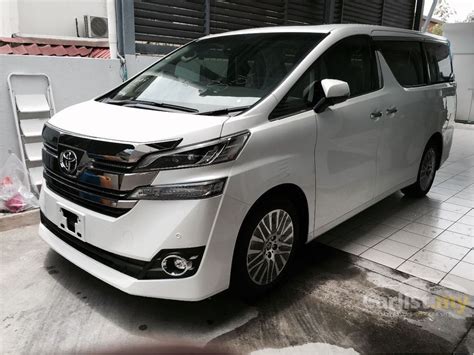 Get updates on promotions compare car models calculate payments and book a test drive with us today. Toyota Vellfire 2017 2.5 in Kuala Lumpur Automatic MPV ...