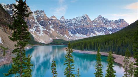 Visit Lake Louise 2022 Travel Guide For Lake Louise Alberta Expedia