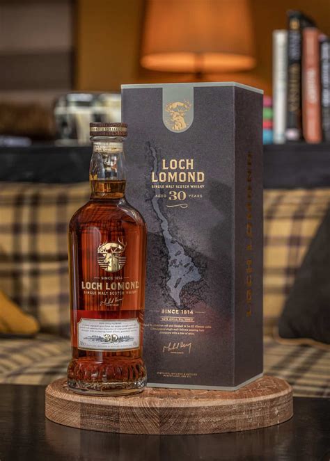 Loch Lomond Whiskies releases a 21 and 30 Year Old into its Core Range