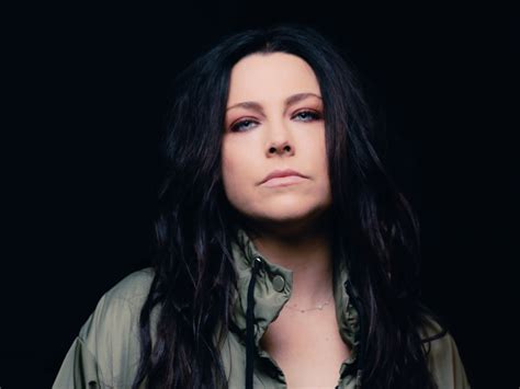 Amy Lee Co Founder Of Evanescence Is Ready To Tell Her Bitter Truth