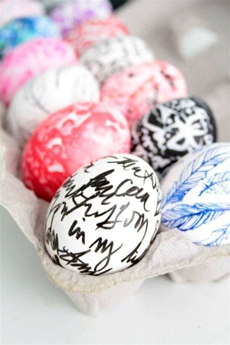 20 Creative Easter Egg Decorating Ideas Homelovr Easter Egg