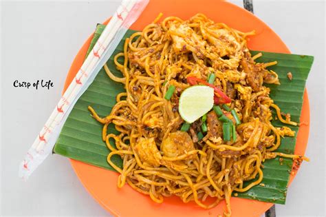 It is sweet, flavourful and undeniably enjoyable. Top 10 Mee Goreng in Penang Island - Crisp of Life