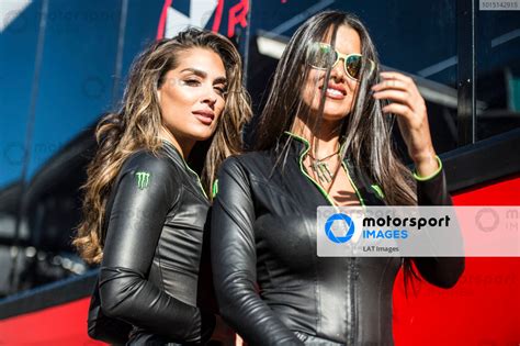 grid girls spanish gp motorsport images