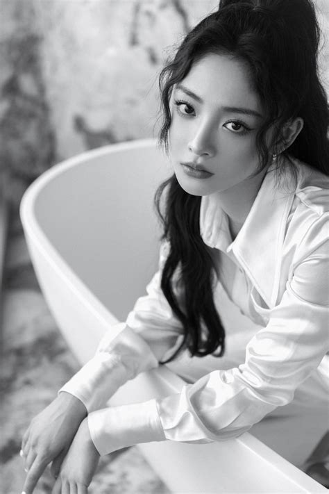 Star Beauty Lin Siyi Zhou Jieqiong Photo Album Inews