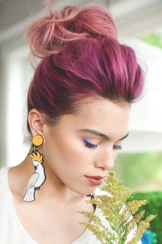 Short hair updos are not complicated, and this is what makes them an excellent choice for you. 33 Casual and Easy Updos for Short Hair