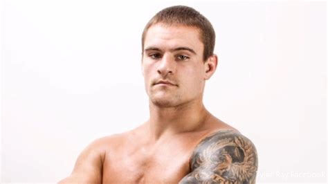 Sioux Falls Fight Night 1 Tyler Ray Goes From Hockey To Lfa Debut