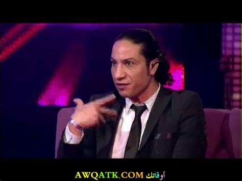 قد علمنا ما فرضنا على المؤمنين في أزواجهم إذا أرادوا نكاحهن مما لم نفرضه عليك، وما خصصناهم به من الحكم في ذلك دونك وهو أنا فرضنا عليهم أنه لا يحل لهم عقد نكاح على حرة مسلمة إلا بولي عصبة وشهود. عماد بعرور ديانته عمره أغانيه معلومات عنه وصور