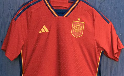 Camiseta Adidas España 2022 2023 Authentic Roja Futbolmania