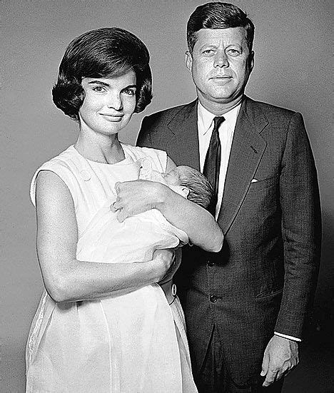 Intimate Pictures Hidden For 40 Years Capture The Innocence Of The Kennedy Era Jfk And Jackie