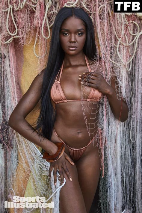 Duckie Thot Sexy Sports Illustrated Swimsuit 2022 40 Photos The