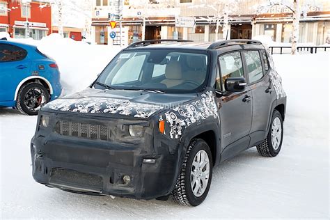 Spyshots 2019 Jeep Renegade Facelift Gives Us Close Ups Autoevolution