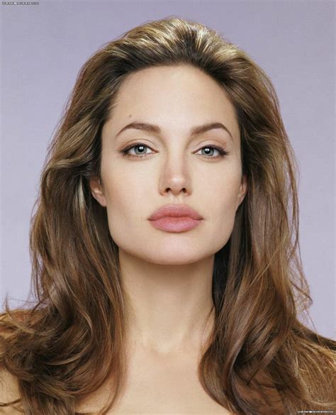 Pin By Raymond Morley On Angelina Jolie Square Face Shape Angelina
