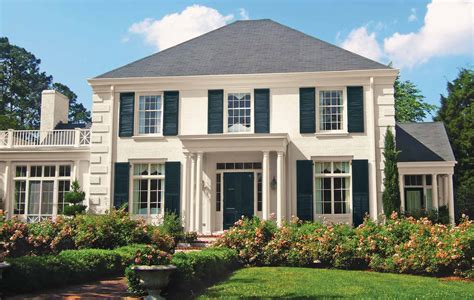 Exterior Paint Schemes With Black Roof 20 Homes With