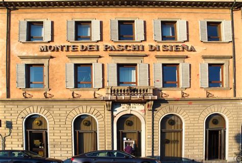 Altri requisiti per fare domanda di assunzione in banca monte dei paschi sono: CASO DAVID ROSSI: IL MISTERO DELLE TRACCE D'ORO SUI POLSI ...