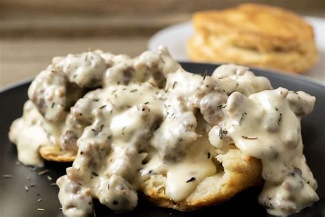 Easy Sausage Gravy And Homemade Biscuits 30 Minutes Zona Cooks