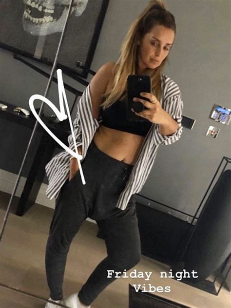 Louise Redknapp Peels Back Shirt To Show Off Teeny Sports Bra And Impressive Abs Daily Star